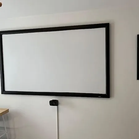 Апартаменты Petit Hollywood 2 Personnes *