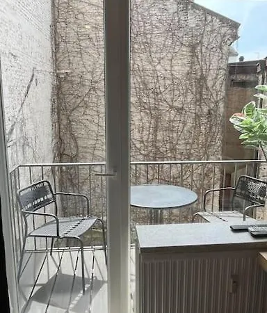 Apartment Petit Hollywood 2 Personnes *